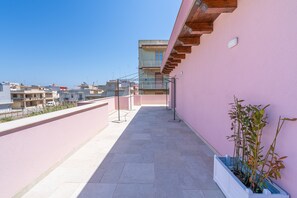 Property grounds - 'Beb della Stazione - Capo Treno' Apartment with Wi-Fi and Air Conditioning (Pachino)