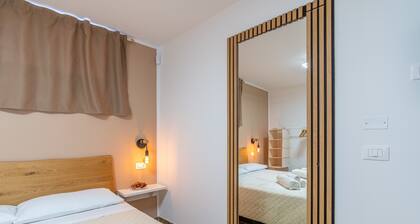 Apartment 'Beb Della Stazione - Arrivo' with Wi-Fi and Air Conditioning