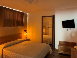 Room - Apartment 'Beb Della Stazione - Arrivo' with Wi-Fi and Air Conditioning (Pachino)