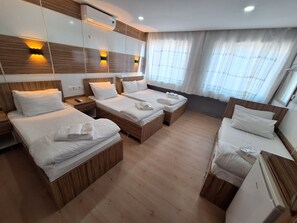 10 bedrooms, WiFi, bed sheets - DİLMAÇ OTEL GELİBOLU - ULAŞILIR LÜX (Gelibolu)