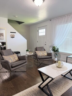 Interior - Modern 2-bedroom apartment in vibrant downtown Vancouver (Vancouver)