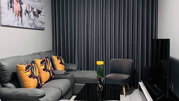 Apartment, 2 Bedrooms, Balcony | Living room