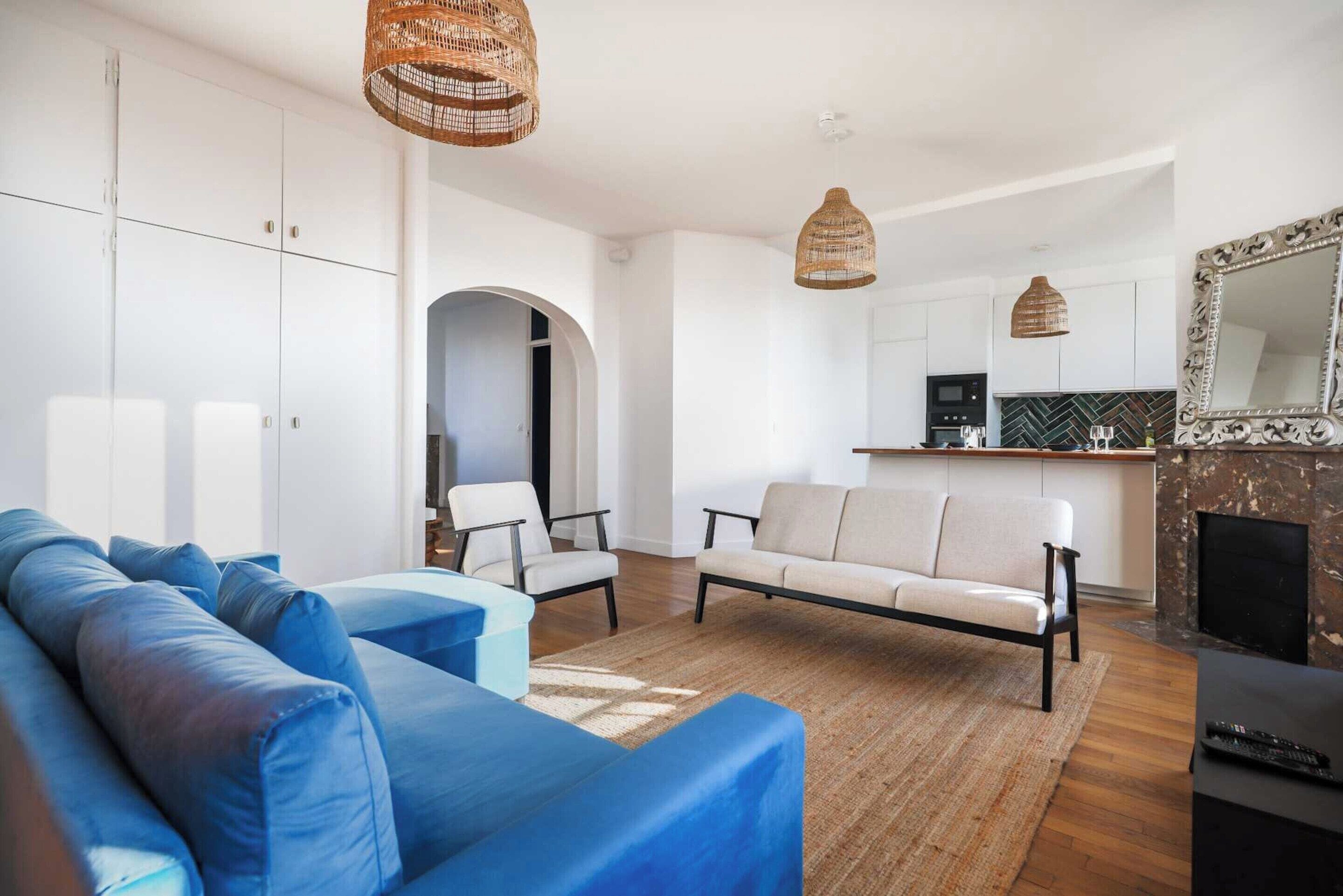 Apartment | Wohnbereich | Kamin