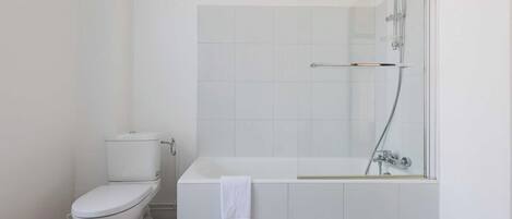 Apartment | Bathroom