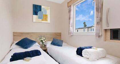 Nr Beach-30 Mins to Edinburgh-3BR Coastal Caravan