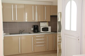 Private kitchen - Studio 5 minutes from Biarritz (ARBONNE)