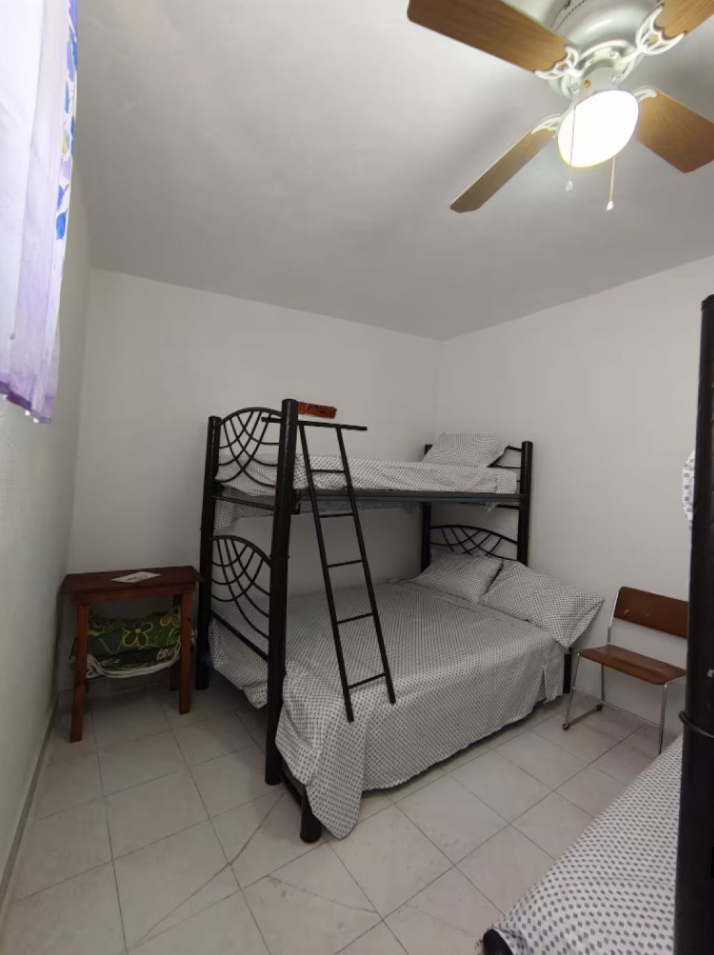 3 habitaciones, wifi gratis, ropa de cama y acceso para silla de ruedas 