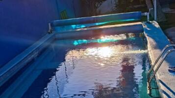 Udendørs pool