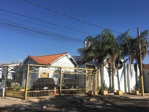 Exterior - Hostel Zampollo  (Goiânia)