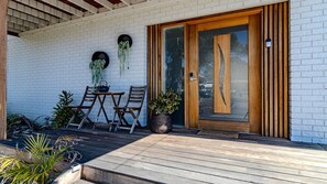 Exterior detail - Serene Suncrest - Pet Friendly with Heated Spa (Sussex Inlet)