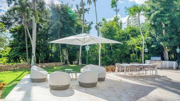 House, 5 Bedrooms, Private Pool | Terrace/patio