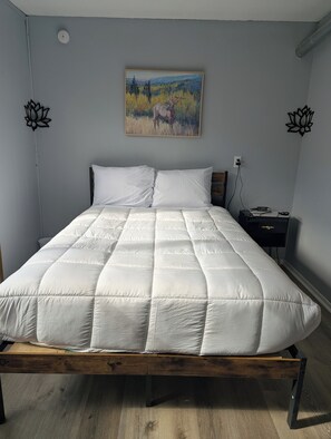 Room - Serene 3-bedroom house with AC in charming Lubbock (Lubbock)