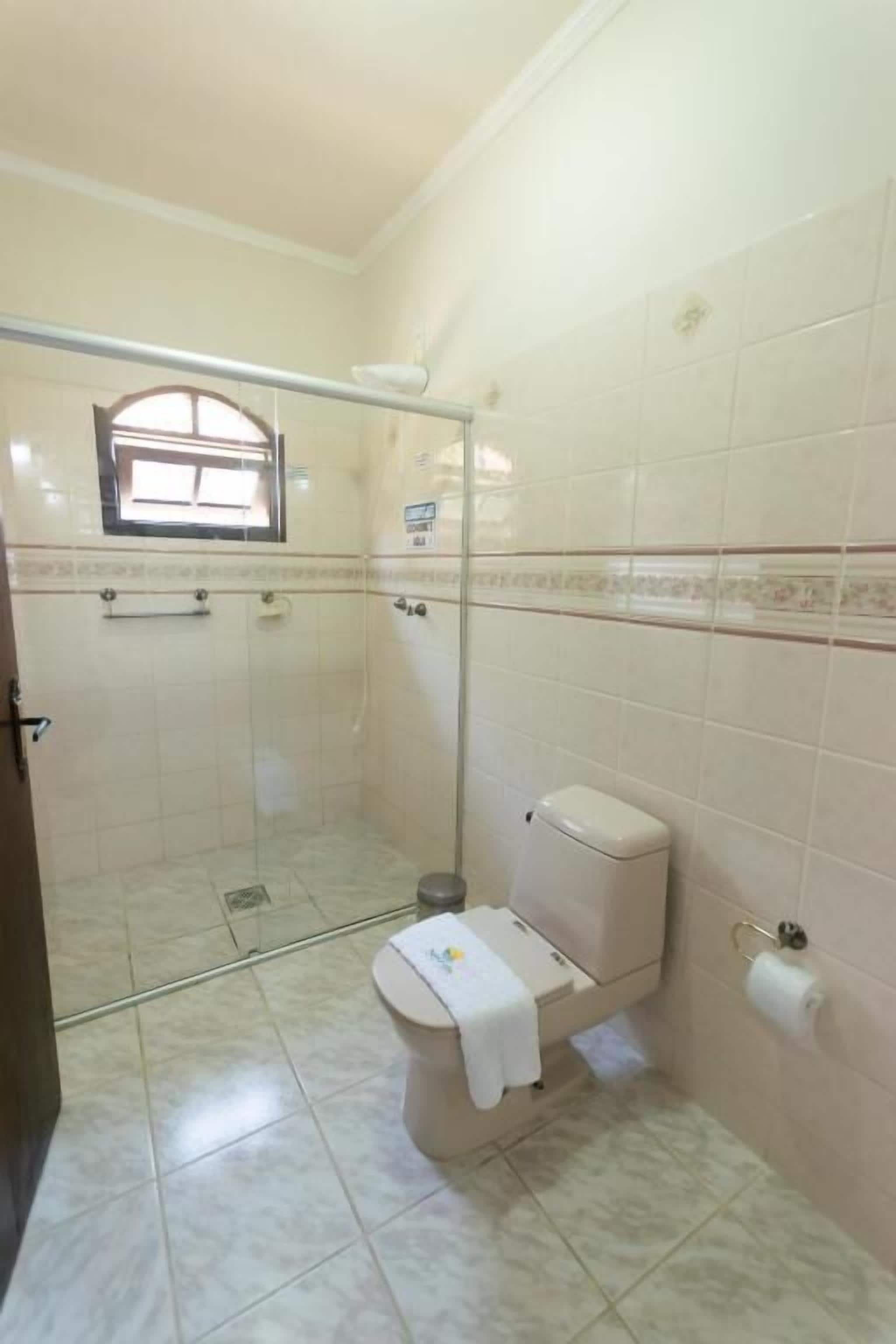 Double Room, Garden View | Bathroom
