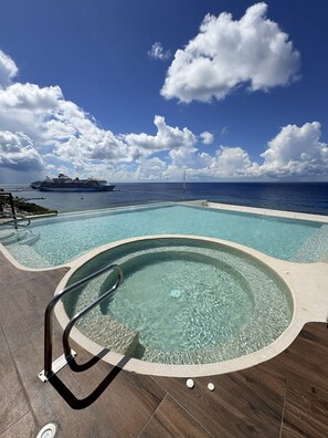 Pool - 2-bedroom condo in fabulous Cozumel with AC and fitness room (COZUMEL)