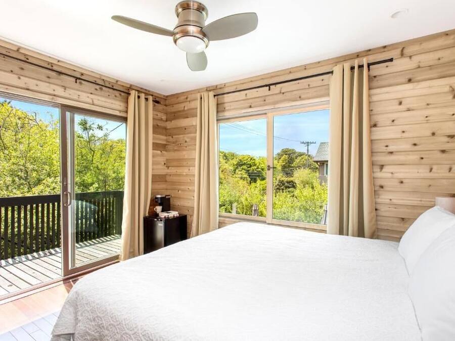 Superior Double Room | WiFi (free), bed sheets