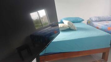 Iron/ironing board, WiFi, bed sheets