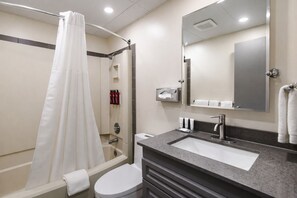 Bathroom - Relaxing Mountain Stay w/ Cozy Beds — Easy Access & Parking (Smithers)