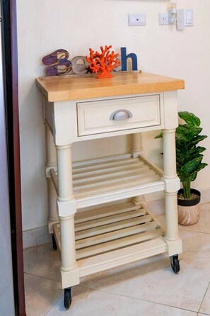 Interior - CARIBBEAN APARTMENT POP IN THE CENTER OF THE CITY (Puerto Plt)