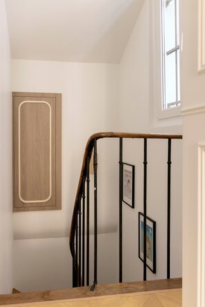 Apartment | Interior - Stunning Apartment With AC - Center of Paris (Paris)