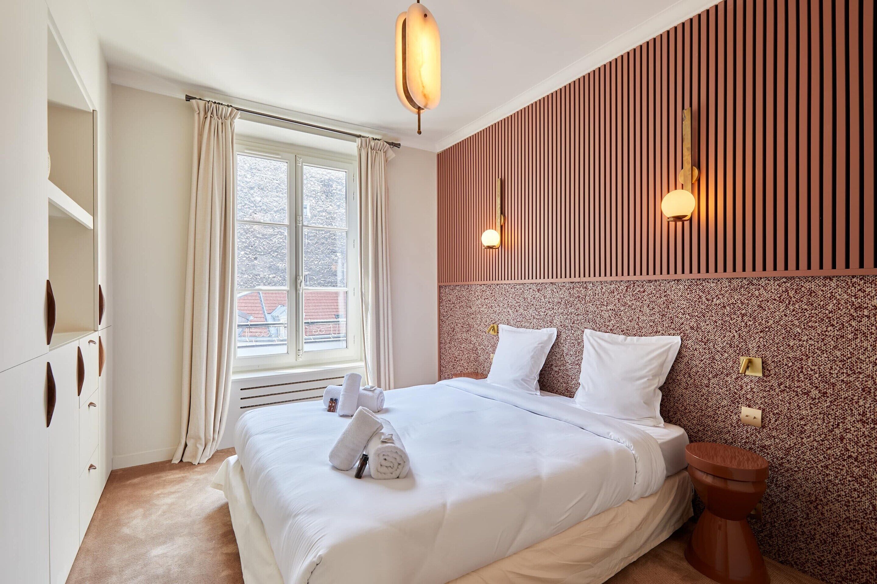 Apartment | 3 bedrooms, laptop workspace, iron/ironing board, bed sheets