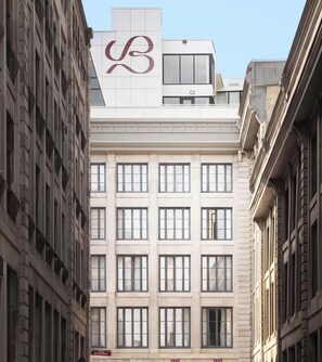 Exterior - Loft | Light-Filled Stay Old Montreal, Street View, King Bed (Montréal)