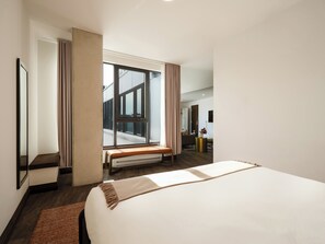 1 bedroom, iron/ironing board, travel cot, WiFi - One-Bedroom Suite with Terrace|Luxury Apartment Old Montreal, Bright Space (Montréal)