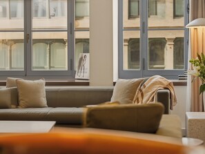 TV - Two-Bedroom Suite | Family Apartment Old Montreal, Bright Living, King Beds (Montréal)