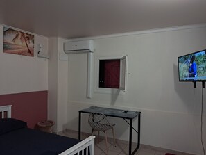 1 bedroom, desk, iron/ironing board, free WiFi - BlueHorizon180 is located in Ducos, the central town of Martinique. (Ducos)
