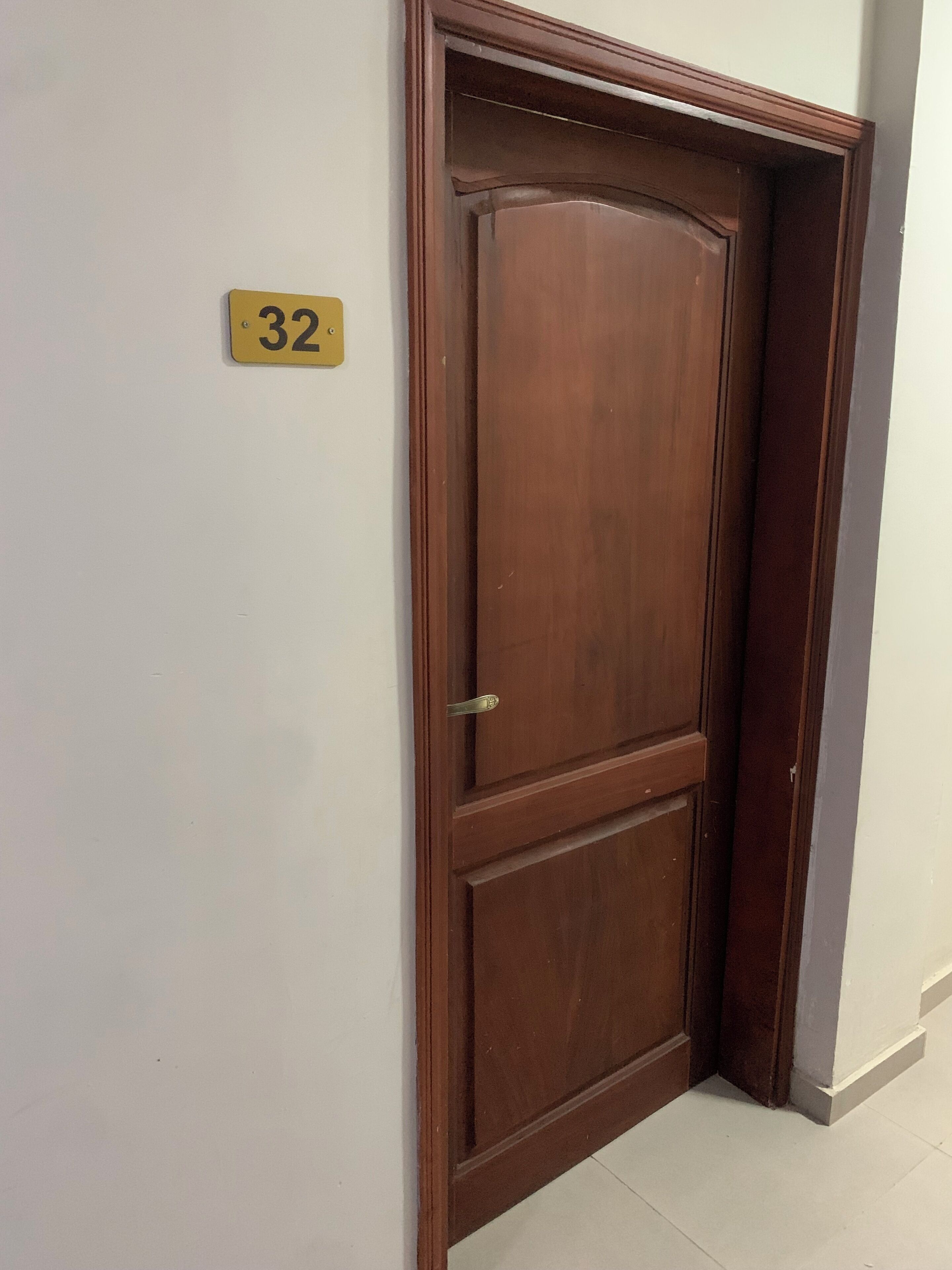 Appartement Deluxe, vue cour intérieure | Fer et planche à repasser, Wi-Fi gratuit, draps fournis