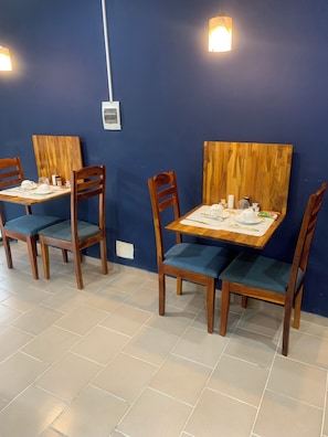 Desayuno continental incluido todos los días