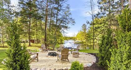 Lakefront Cabin · Hot Tub · Dock & Bar Lounge