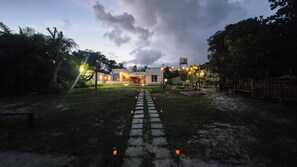 Property grounds - House with private lagoon, fireplace and beach access in the Águas de Sauipe condominium. (Porto de Sauipe)
