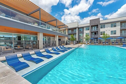 Luxury 1BR in North Fort Worth - Pool, Gym, Parking & Pet-Friendly - Stockyards