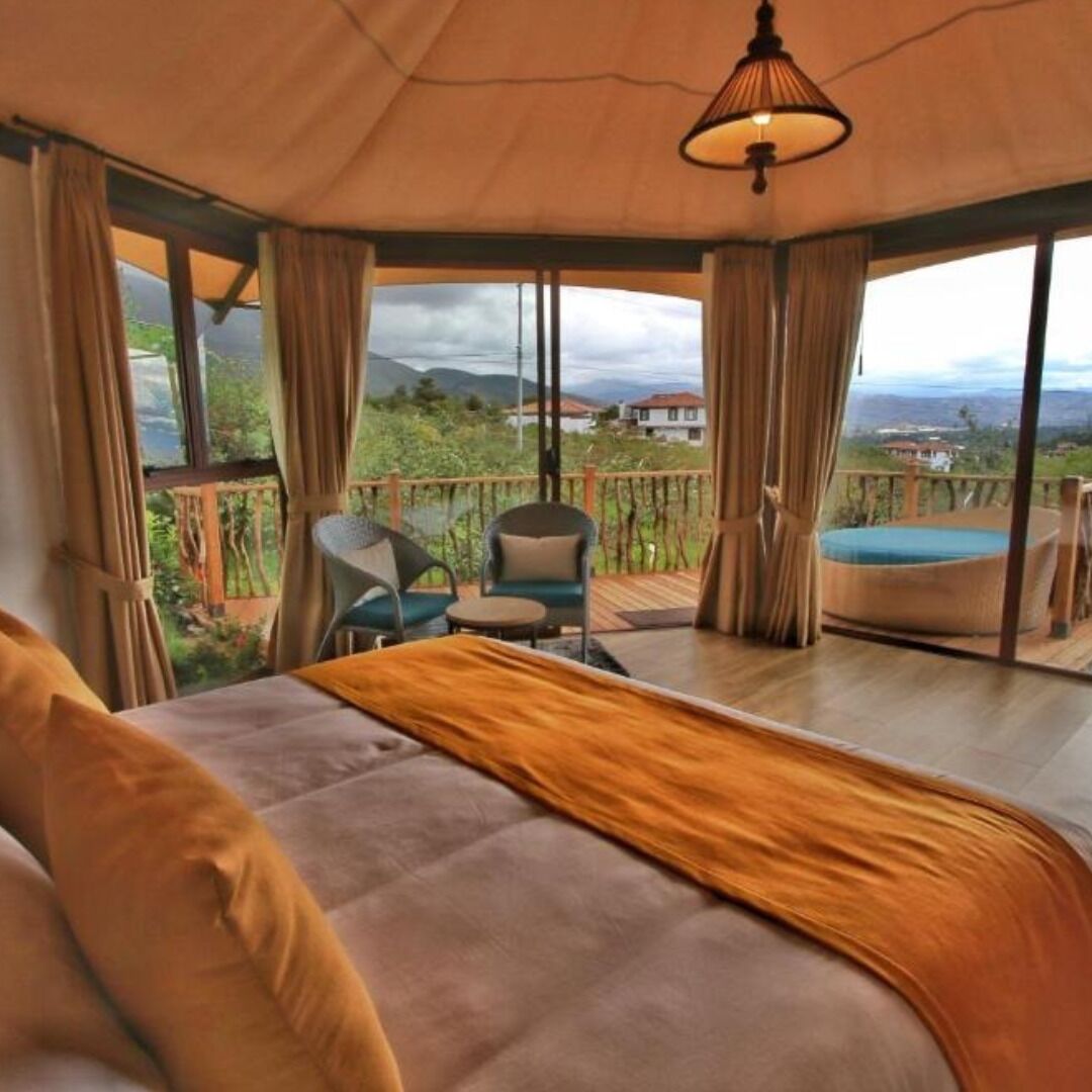 Vila superior, vista para a montanha