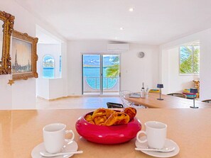 Dining - Villa Calma - Lagoon view, pool & quietness (Point Pirouette)