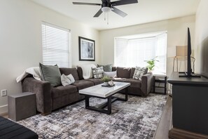 Living area - Renovated South City Home (St. Louis)