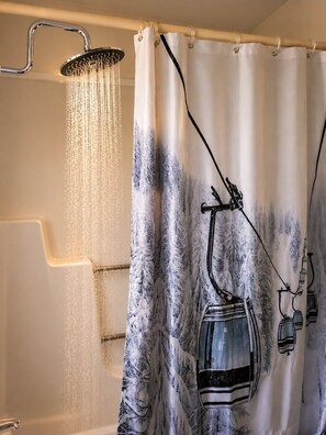 Towels, toilet paper - Le Chalet De La Capitale (Beaupré)