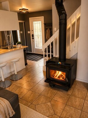 Interior - Le Chalet De La Capitale (Beaupré)