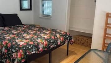 2 quartos, ferros/tábuas de passar roupa, Wi-Fi, roupa de cama