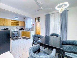 Private kitchen - Stylish Coastal Escape with Pool Near Diani Beach (Ukunda)