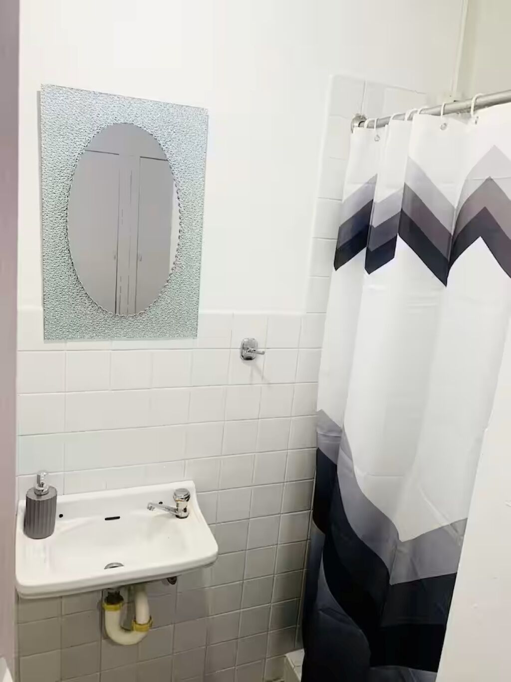 Shower, towels, soap, toilet paper