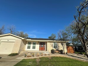Exterior - Modern Home Walk to AT&T Stadium • Near Six Flags & Hurricane Harbor • Sleeps 9 (Arlington)