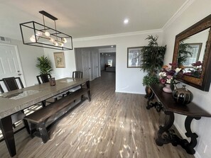 Dining - Modern Home Walk to AT&T Stadium • Near Six Flags & Hurricane Harbor • Sleeps 9 (Arlington)