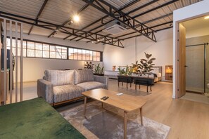 House - Opera 601 in Medell n (Medellín)