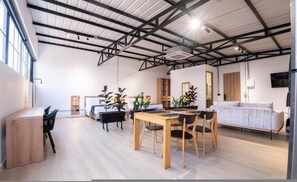 House - Opera 601 in Medell n (Medellín)
