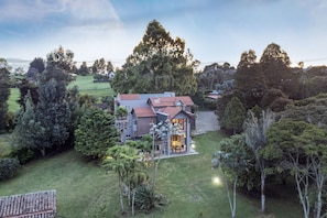 House | 5 bedrooms - Espigal 2 in Envigado (Envigado)