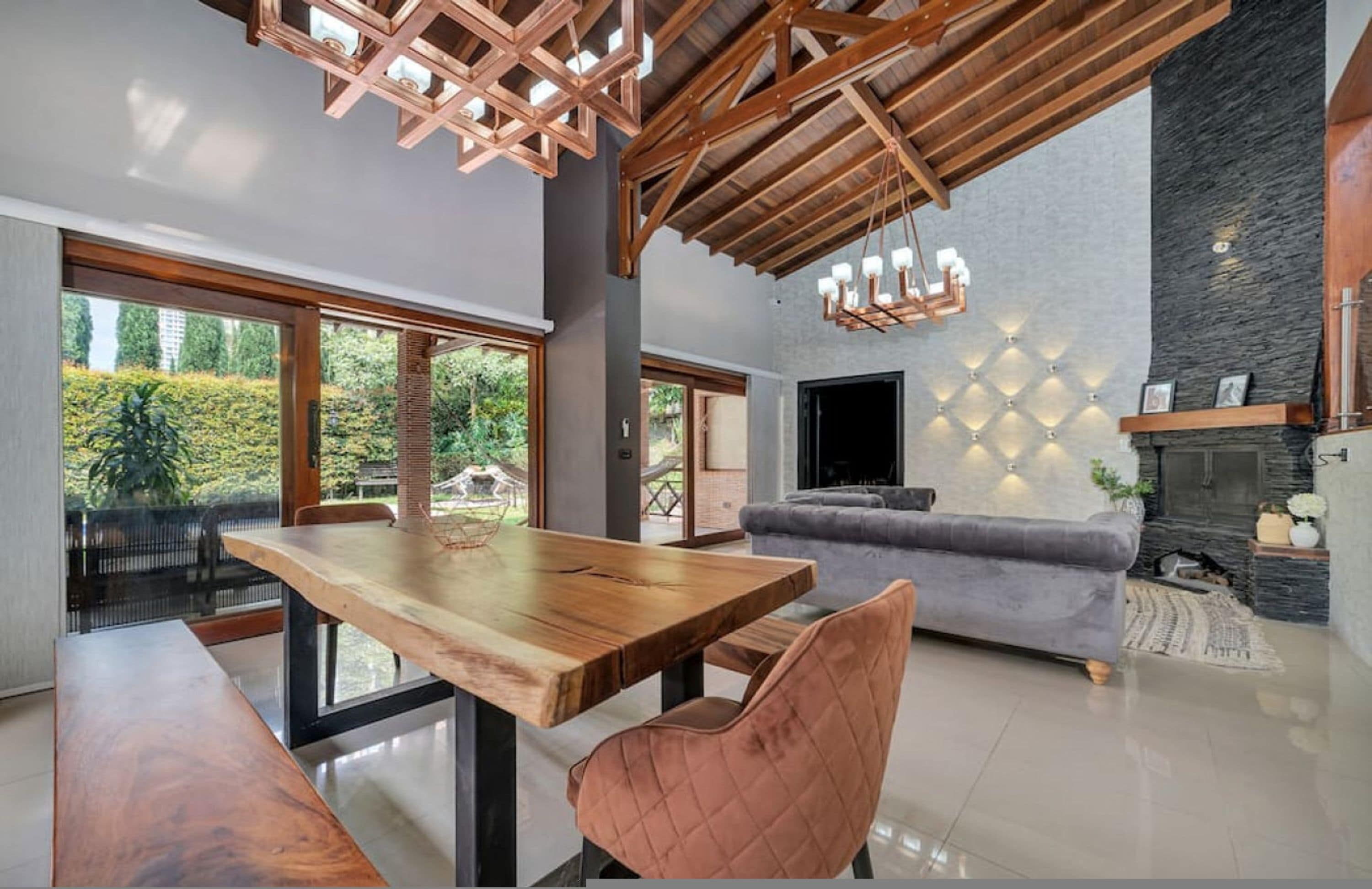4 bedrooms