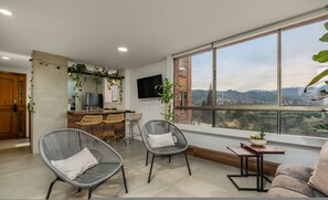 House - Alcazar Oviedo - 502 (Medellín)