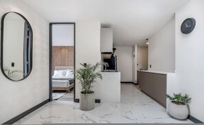 House - Housy Laureles - 802 (Medellín)