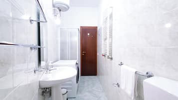 Apartment (1 Bedroom) | Bathroom | Shower, bidet